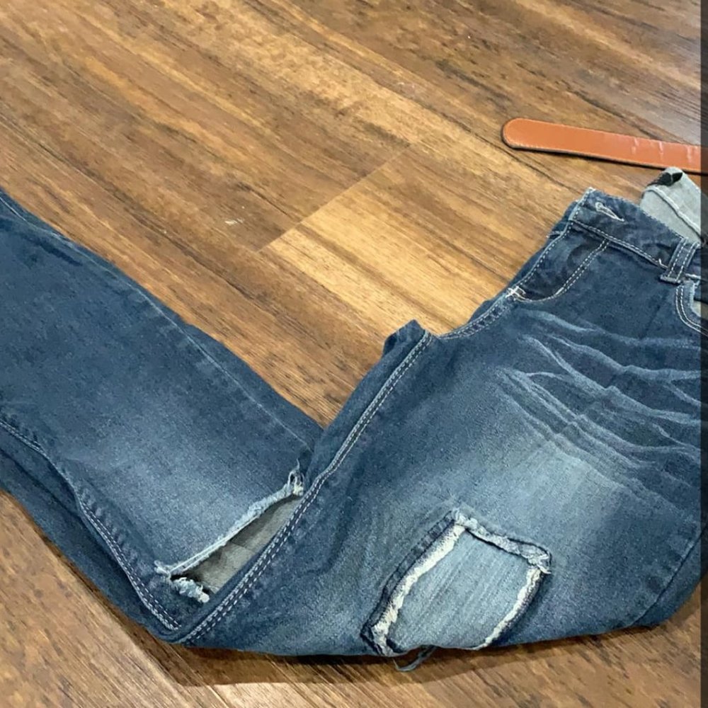 Skinny Distressed patche jeans
